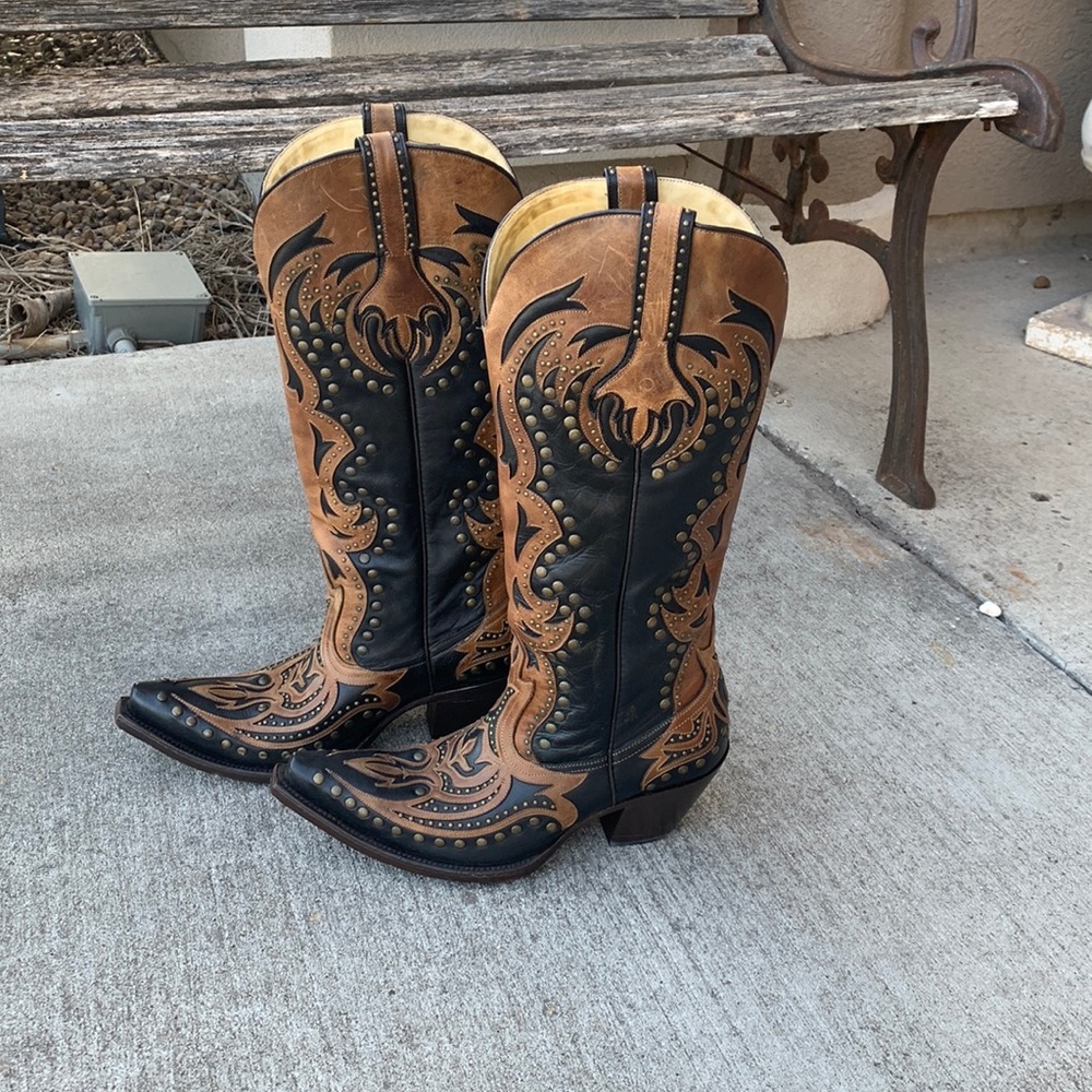 COPY - Woman’s corral western boots